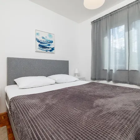 Meri 1st Floor Appartement Dramalj