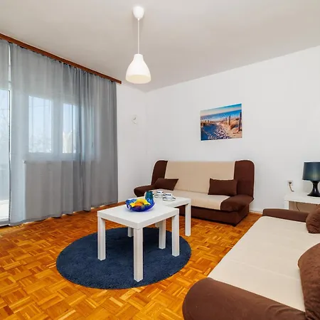 Apartman Meri 1st Floor
